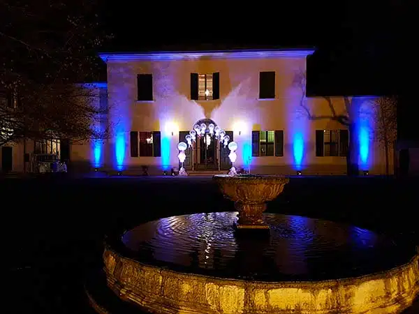 Profili-luminosi-per-edifici-storici-bologna